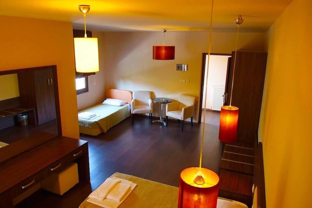 Plotini Hotel Dhidhimotikhon Eksteriør bilde
